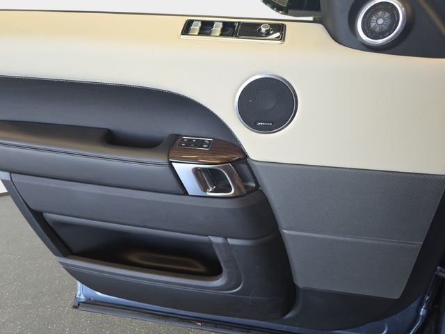 Used 2019 Blue Land Rover HSE image 29