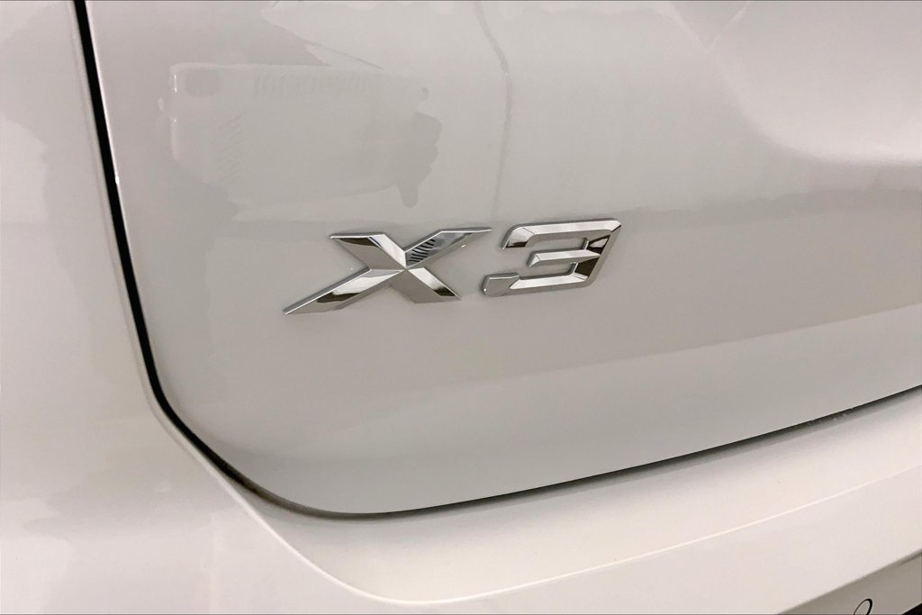 Used 2024 Mineral White Metallic BMW  image 7