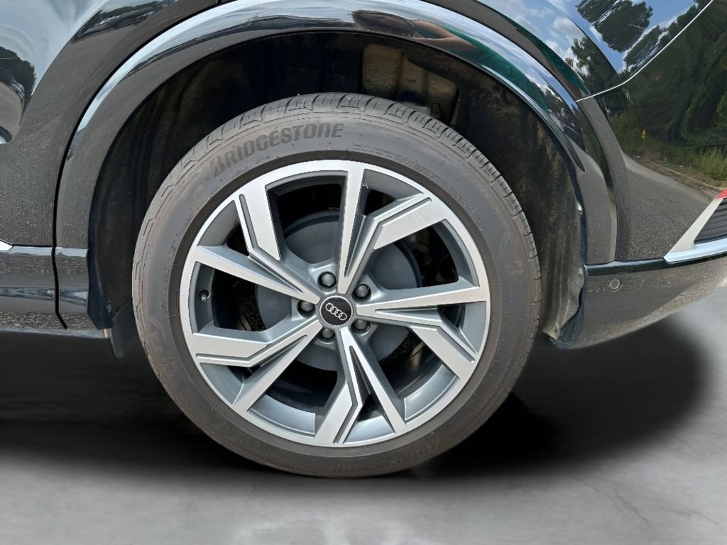 Used 2023 Mythos Black Metallic Audi Premium Plus image 30