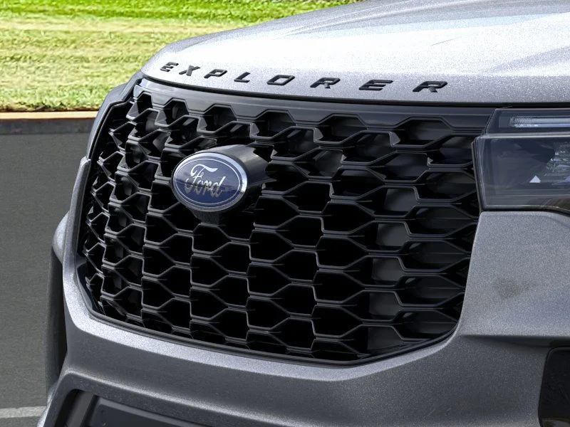 New 2026 Carbonized Gray Metallic Ford ST-Line image 17