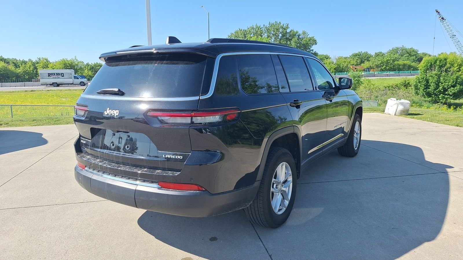 Used 2025 Black Jeep Laredo image 5