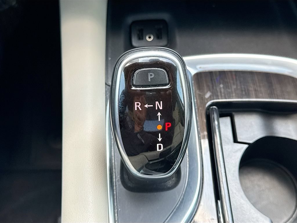 Used 2019 Includes Satin Nickel lower exterior accent color.) Buick Premium image 19