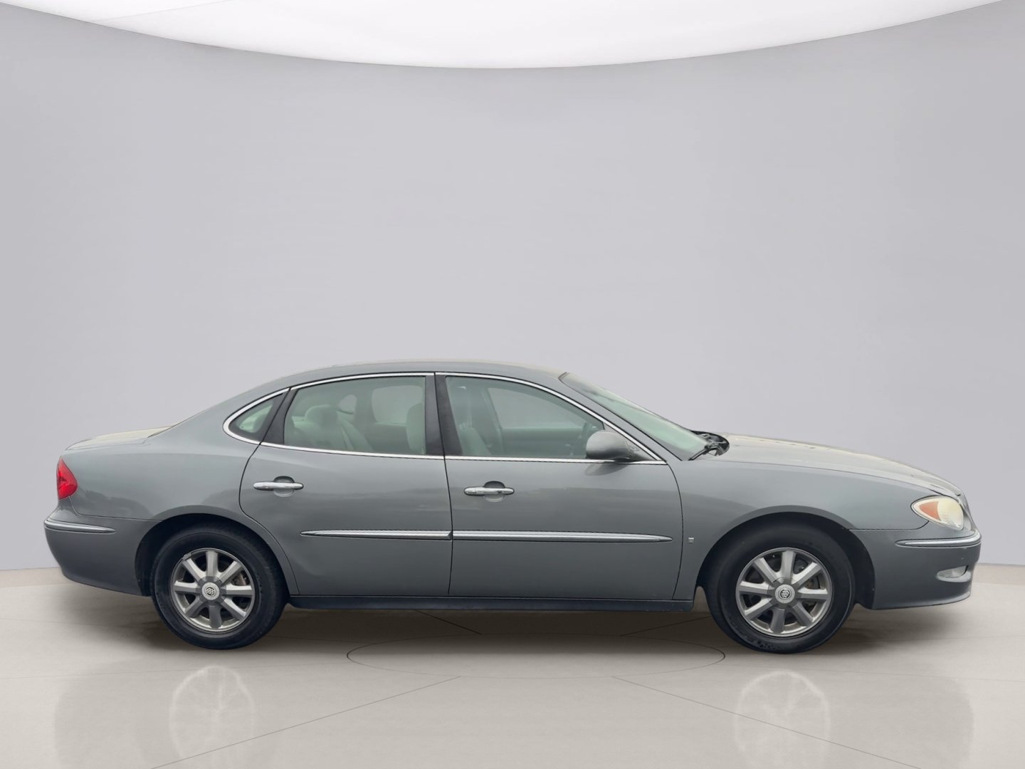 Used 2009 Gray Buick CX image 6