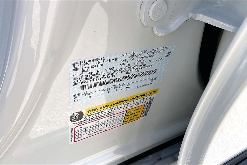 New 2026 Star White Metallic Tri-Coat Ford Active image 11