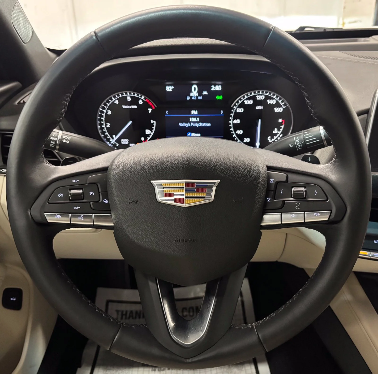 Used 2024 White Cadillac Luxury image 11