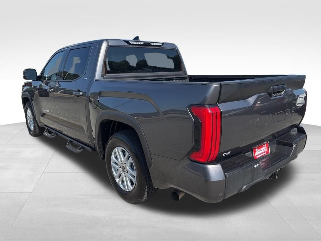 Used 2022 Gray Toyota SR5 image 3