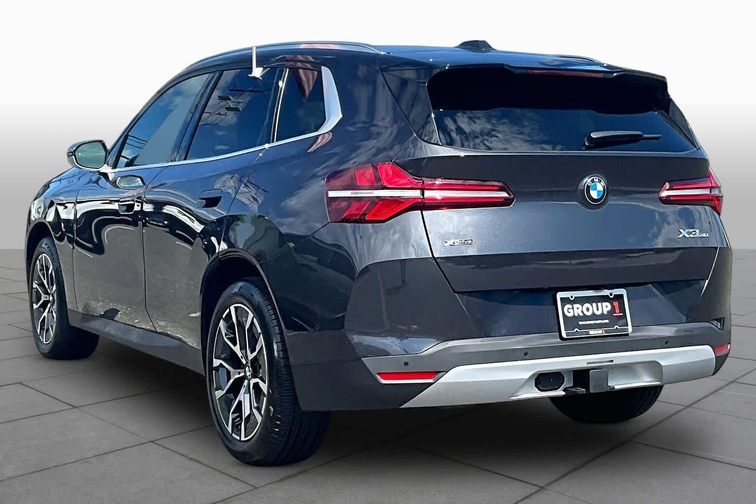 Used 2026 Dark Graphite Metallic BMW 30 xDrive image 11
