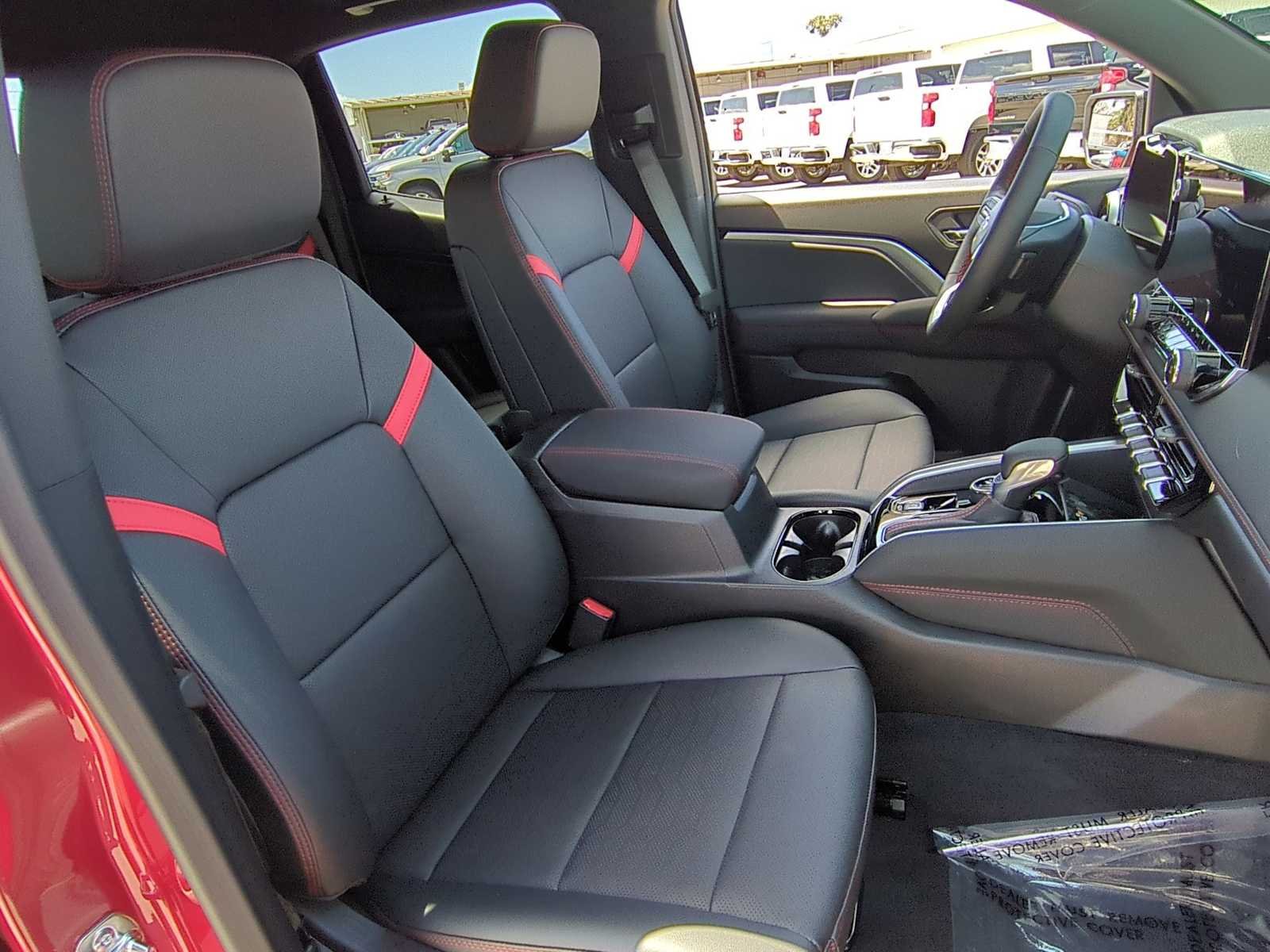 2026 Chevrolet Colorado Z71 - Photo 27