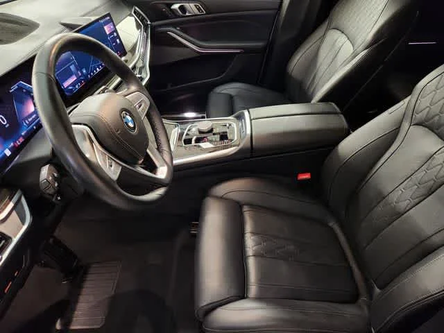 Used 2025 Alpine White BMW xDrive40i image 14