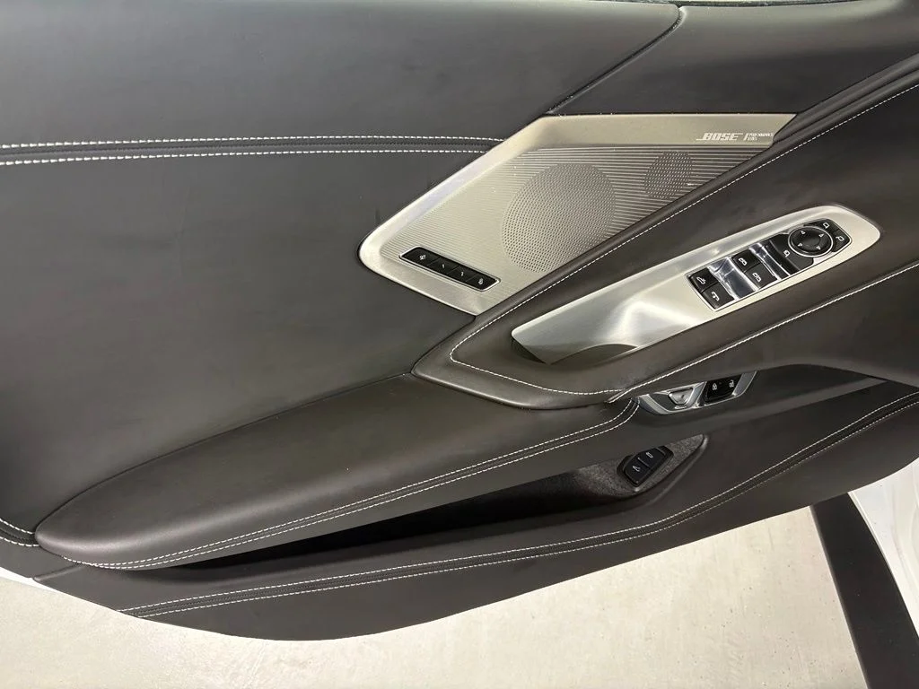 Used 2023 White Chevrolet Stingray image 17