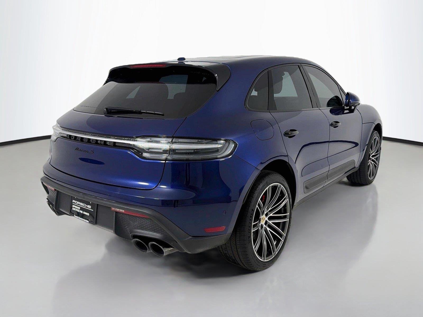 Used 2023 Gentian Blue Metallic Porsche S image 28