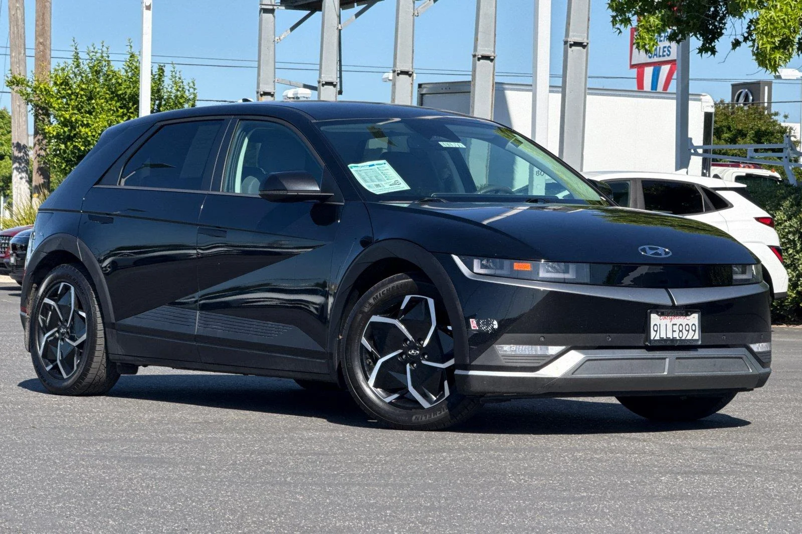 Used 2024 Abyss Black Hyundai SEL image 2