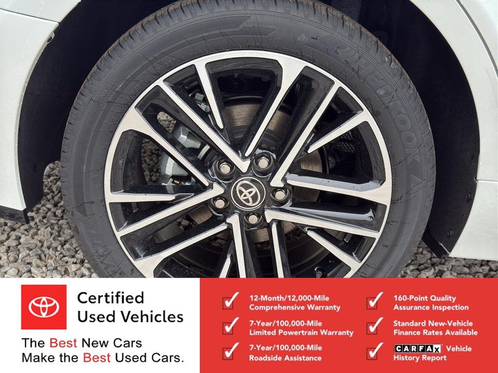 Used 2026 Wind Chill Pearl Toyota XLE image 11