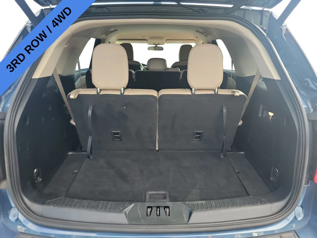 Used 2020 Blue Ford XLT image 16