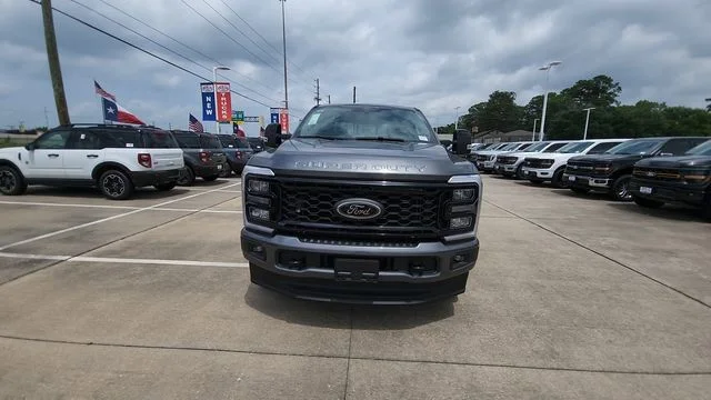 New 2026 Carbonized Gray Metallic Ford Lariat image 3