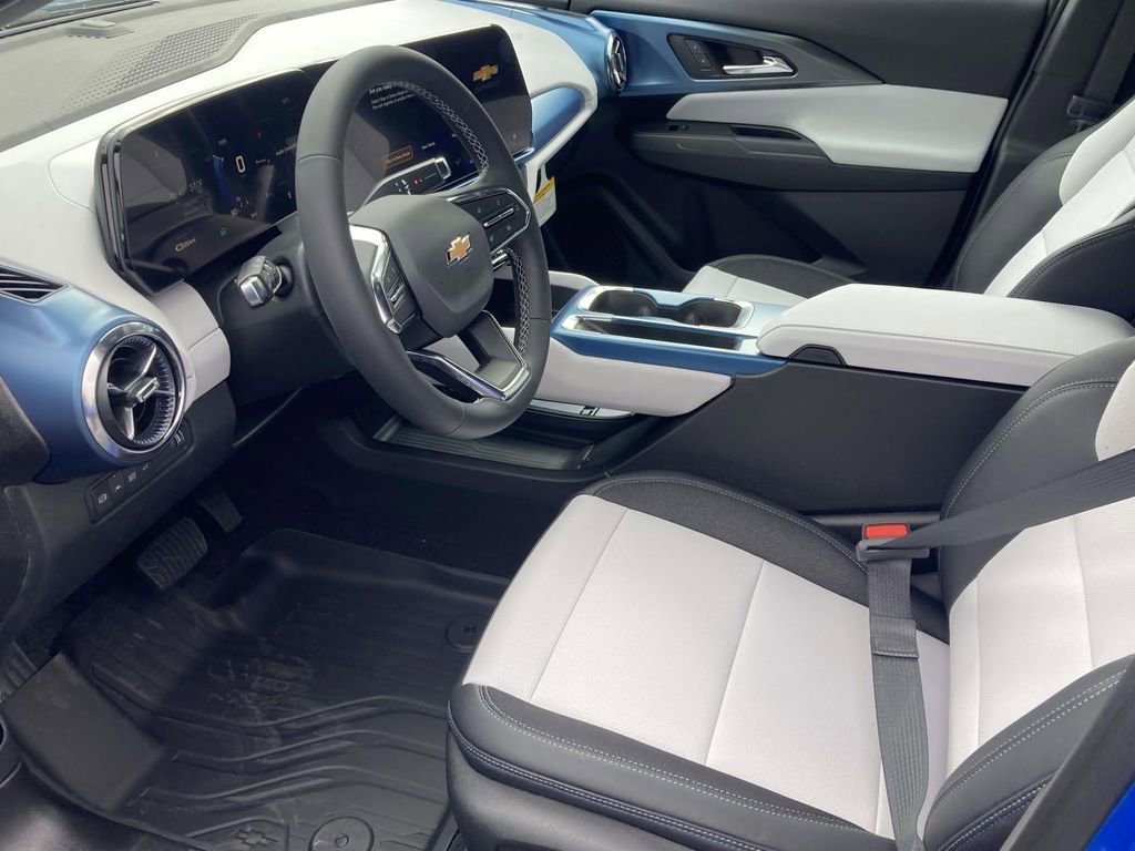 2026 Chevrolet Equinox EV 2LT - Photo 17