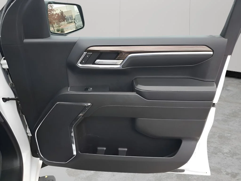 Used 2024 White Chevrolet LT Trail Boss image 16