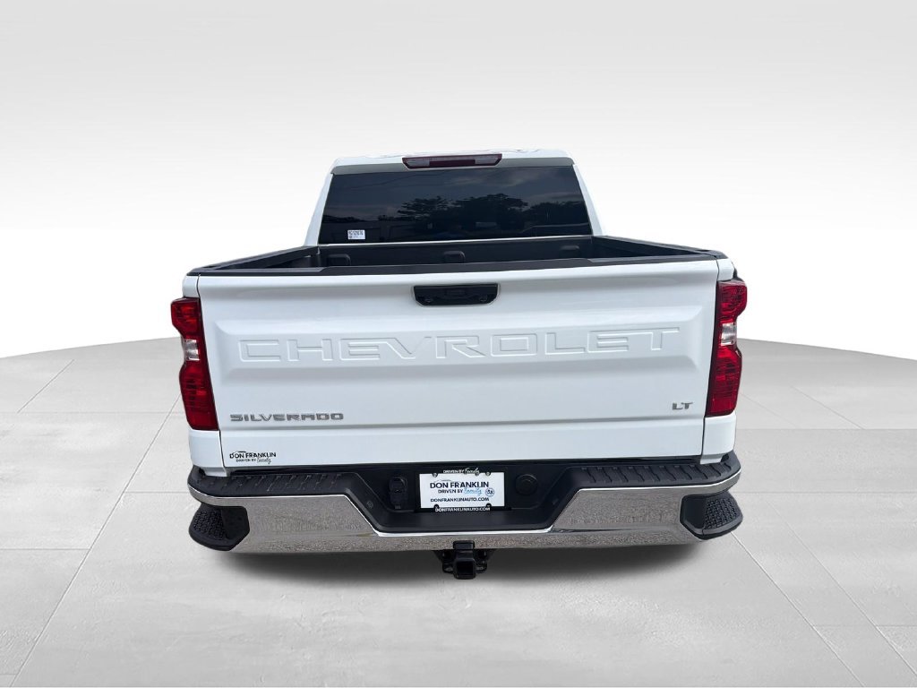 Used 2024 White Chevrolet LT image 4