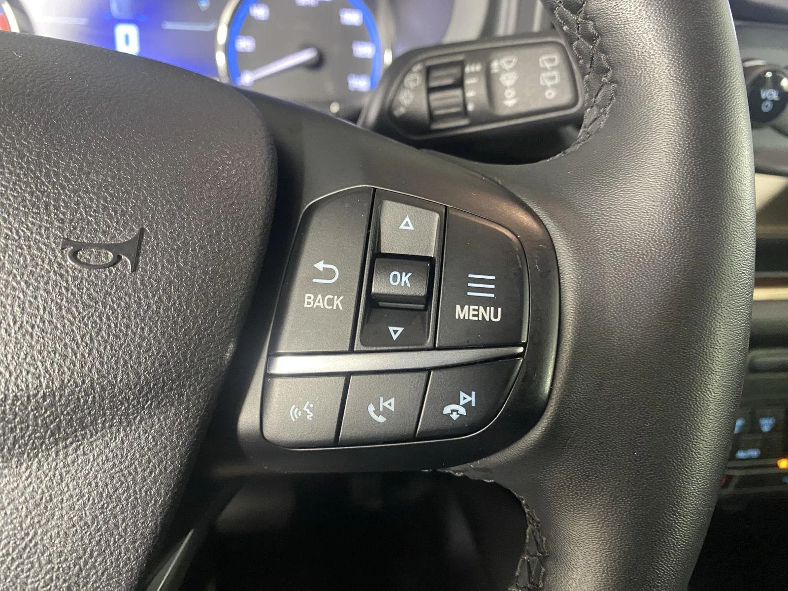 Used 2024 Atlas Blue Ford Outer Banks image 19