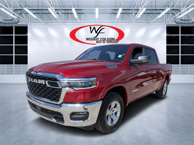 New 2027 Molten Red Pearl-Coat Exterior Paint RAM Big Horn/Lone Star image 7