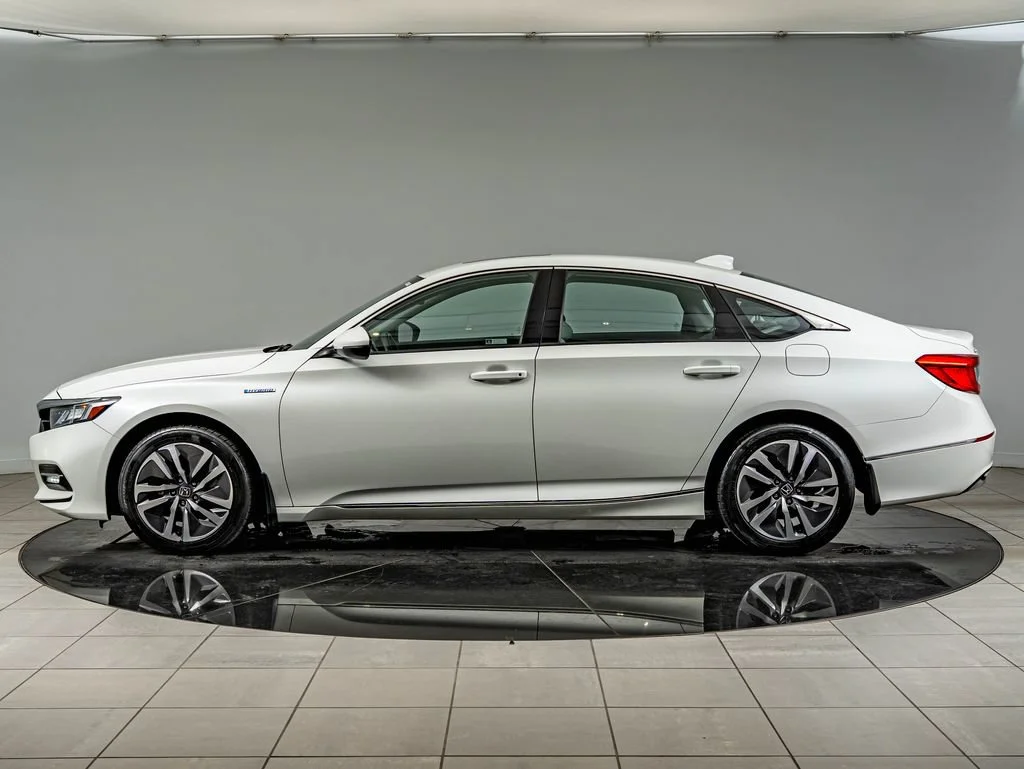 Used 2018 White Orchid Pearl Honda EX-L image 8