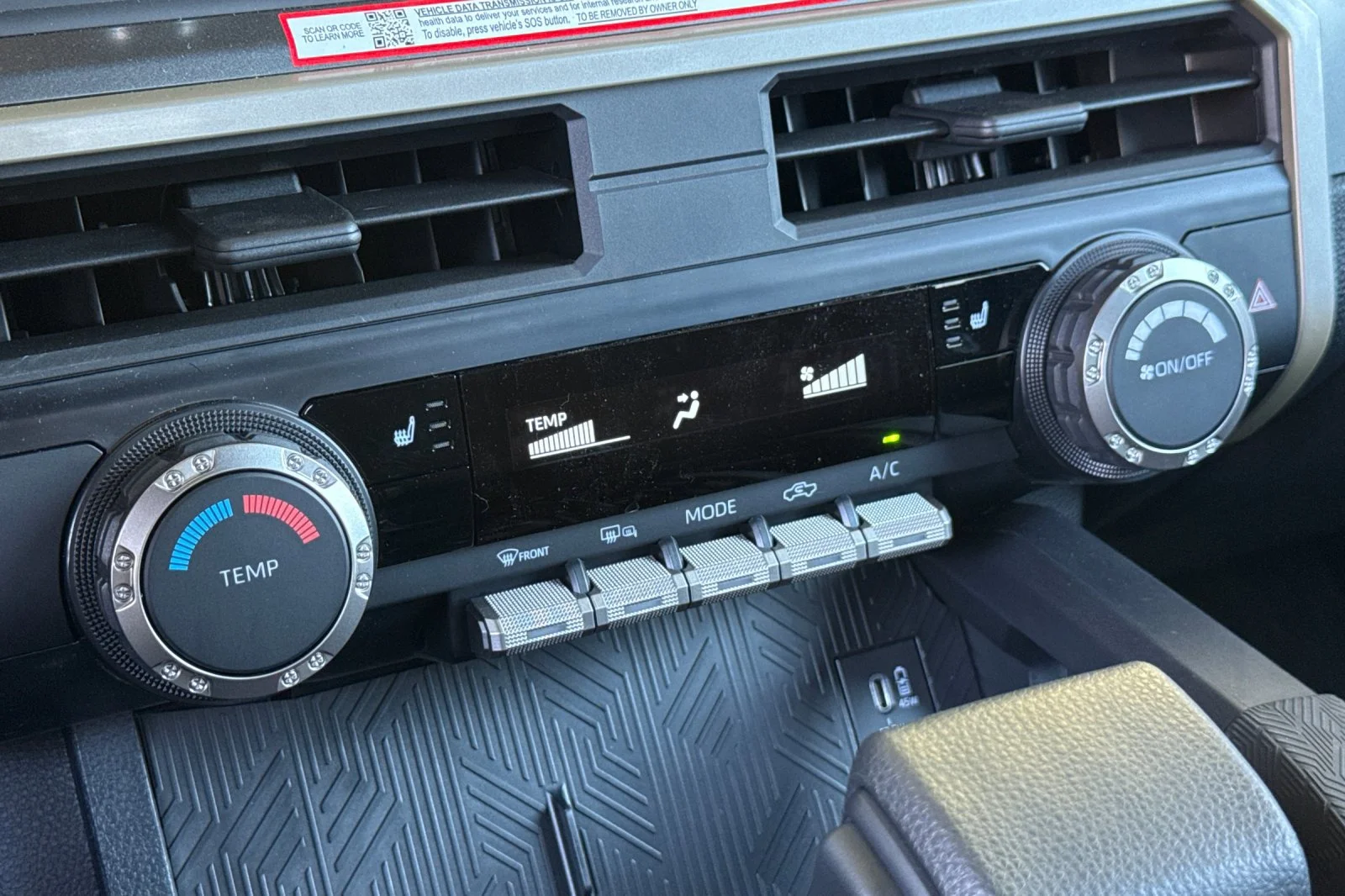 2026 Toyota Tacoma SR5 - Photo 16
