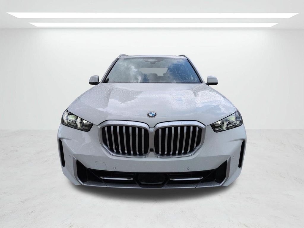 New 2026 Alpine White BMW xDrive40i image 9