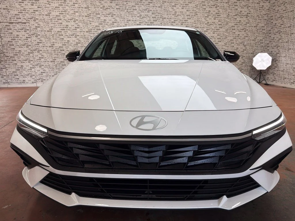 New 2026 Serenity White Hyundai SEL Sport image 2