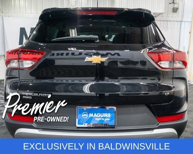 Used 2023 Black Chevrolet LT image 6