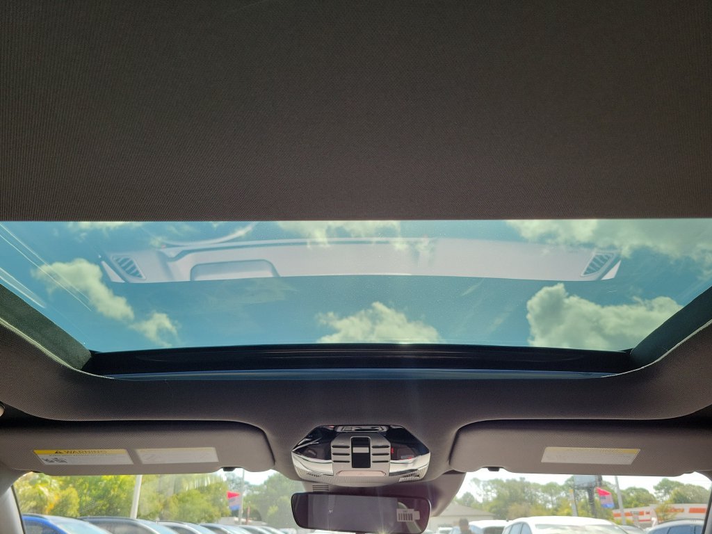 New 2027 Terrain Brown Kia X-Line S image 20