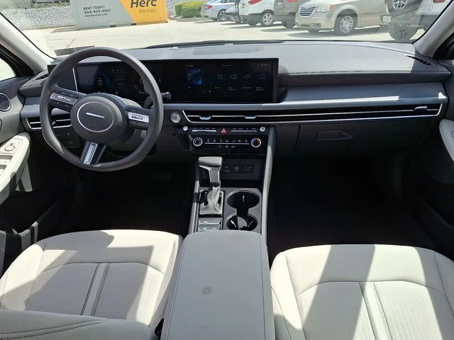 New 2026 Blue Hyundai SE image 10