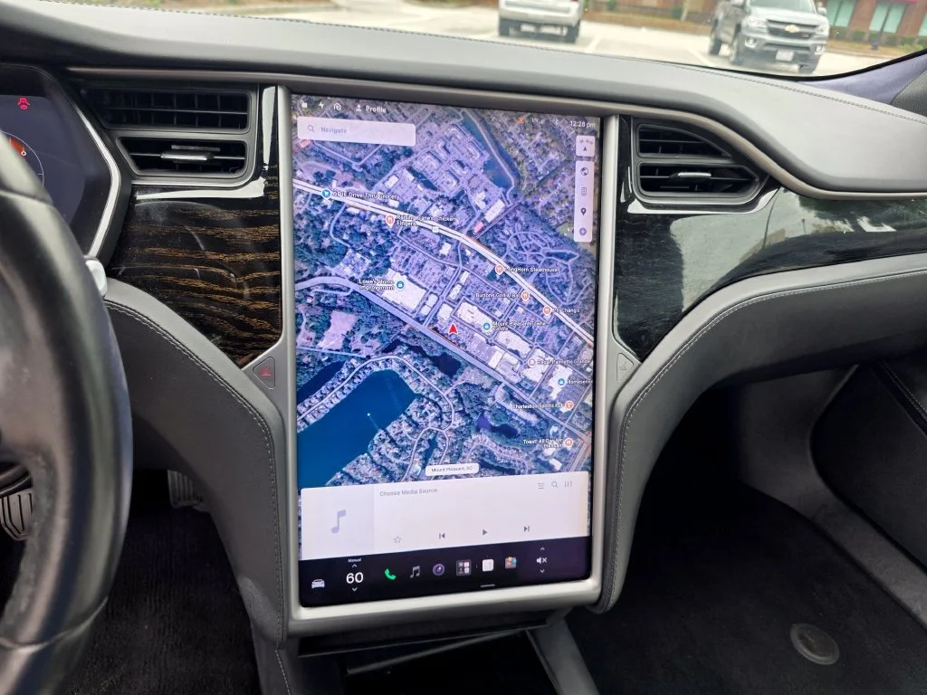 Used 2019 Black Tesla 100D image 16