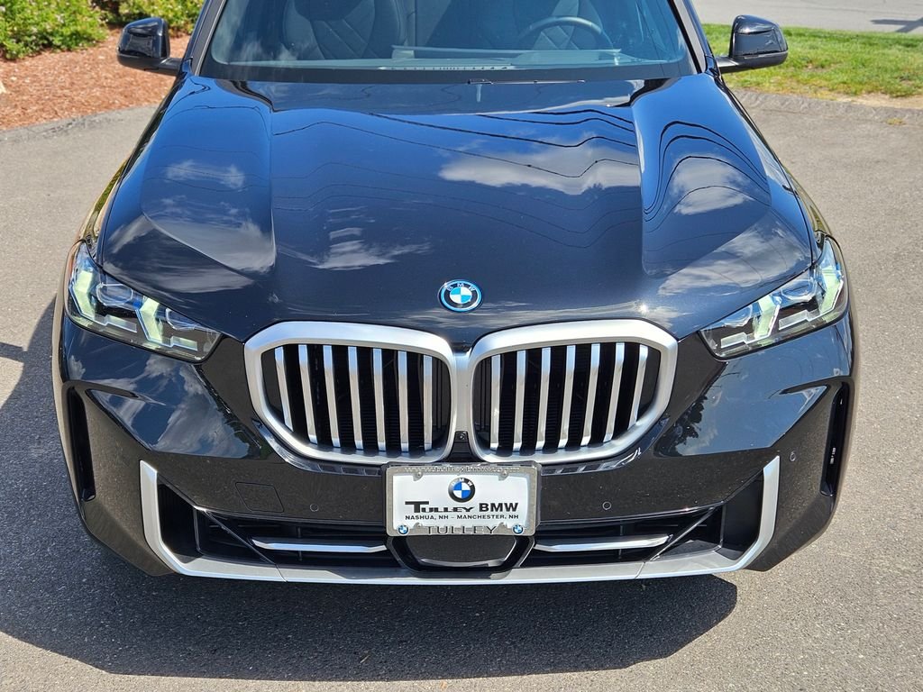 Certified Used 2026 Black Sapphire Metallic BMW xDrive50e image 8