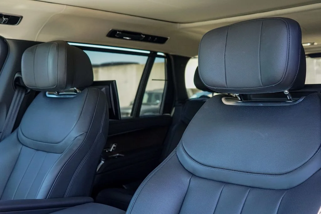 Certified Used 2025 Black Land Rover Autobiography image 15