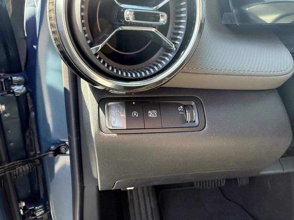 2026 Chevrolet Equinox LT - Photo 17