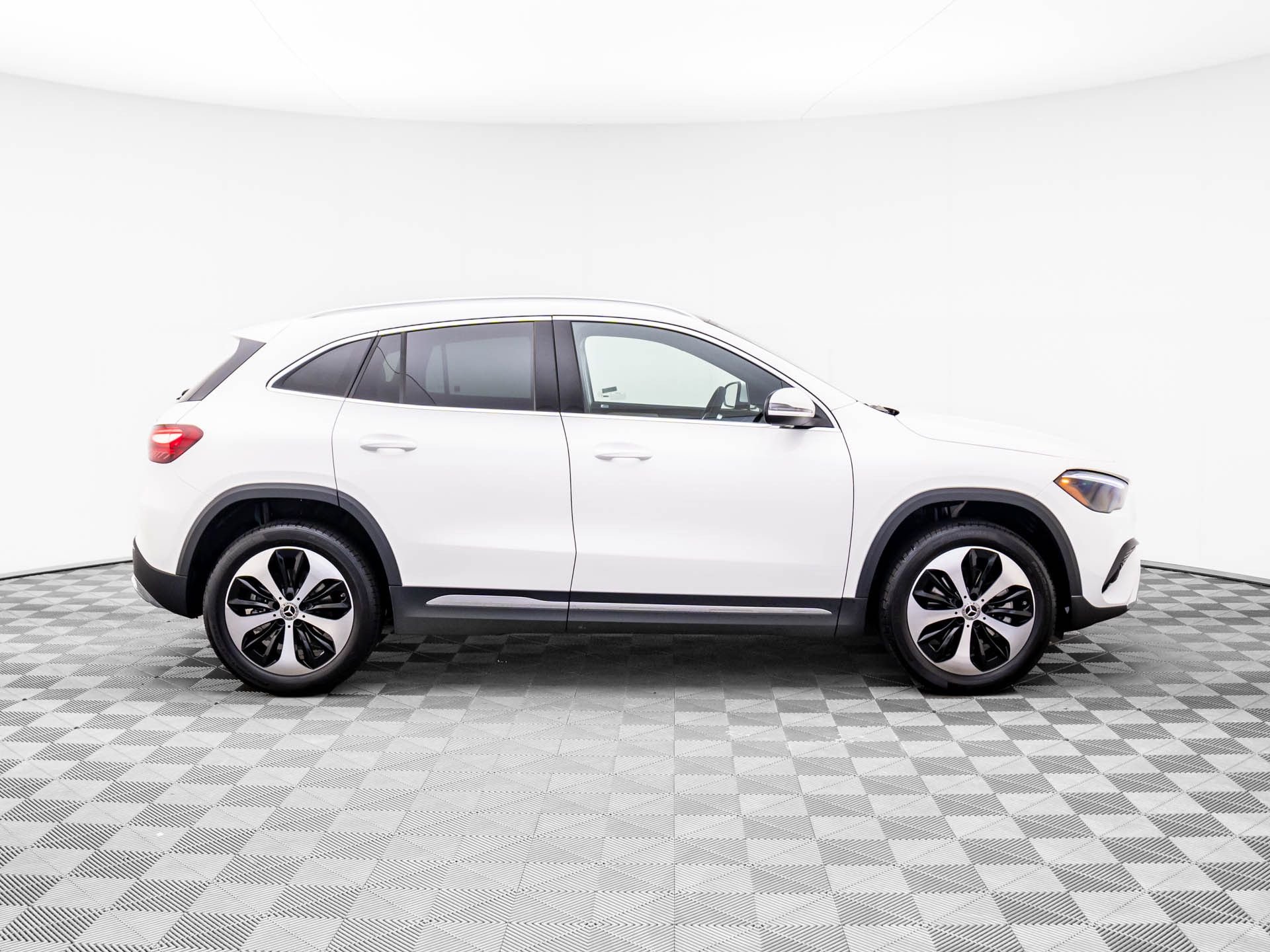 Certified Used 2026 White Mercedes-Benz GLA 250 image 6