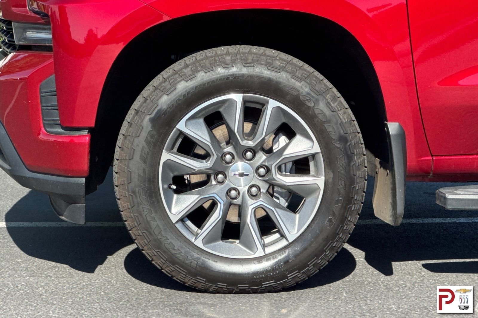 Used 2020 Red Chevrolet RST image 31