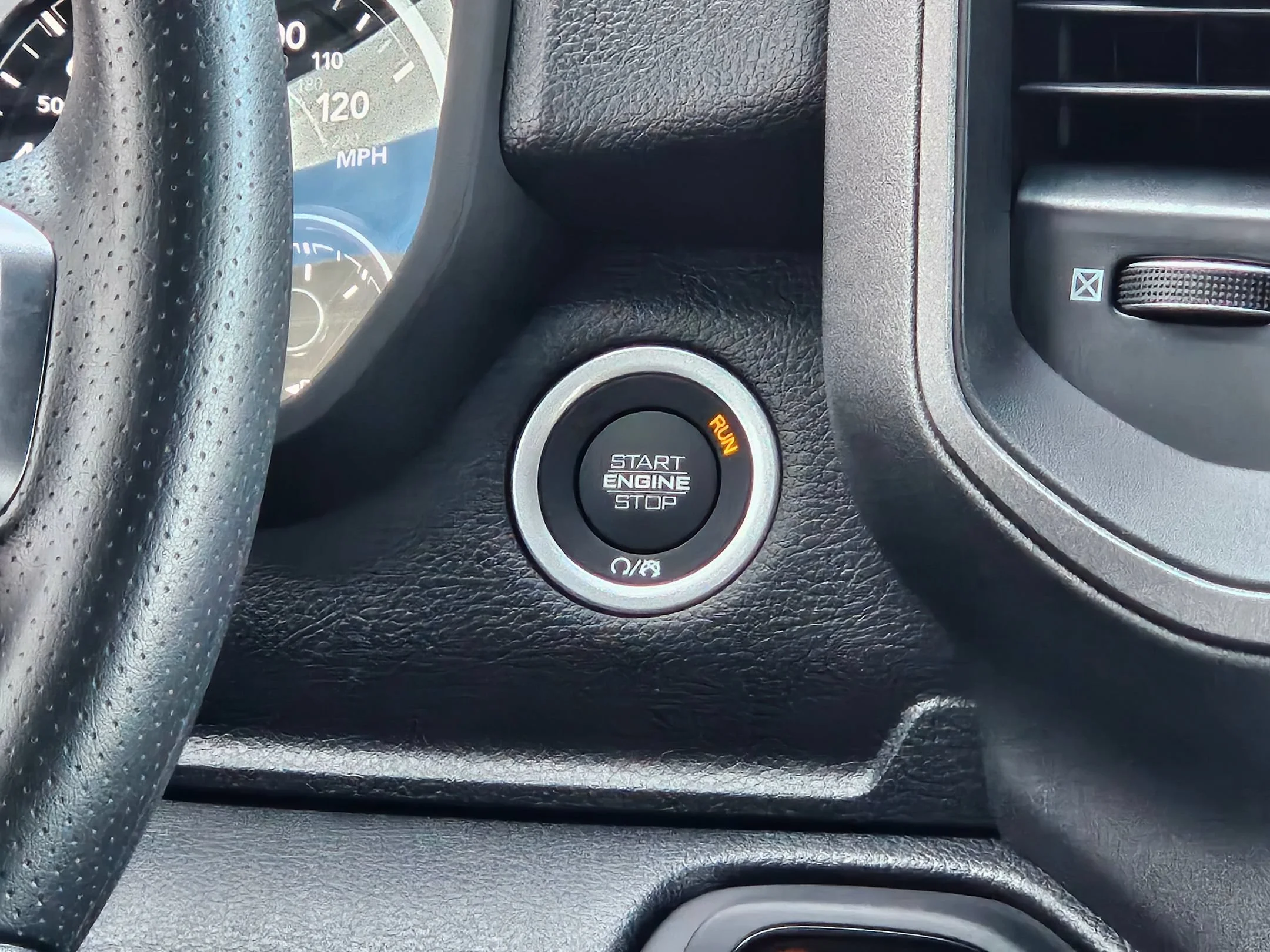 2026 RAM 1500 Tradesman - Photo 13