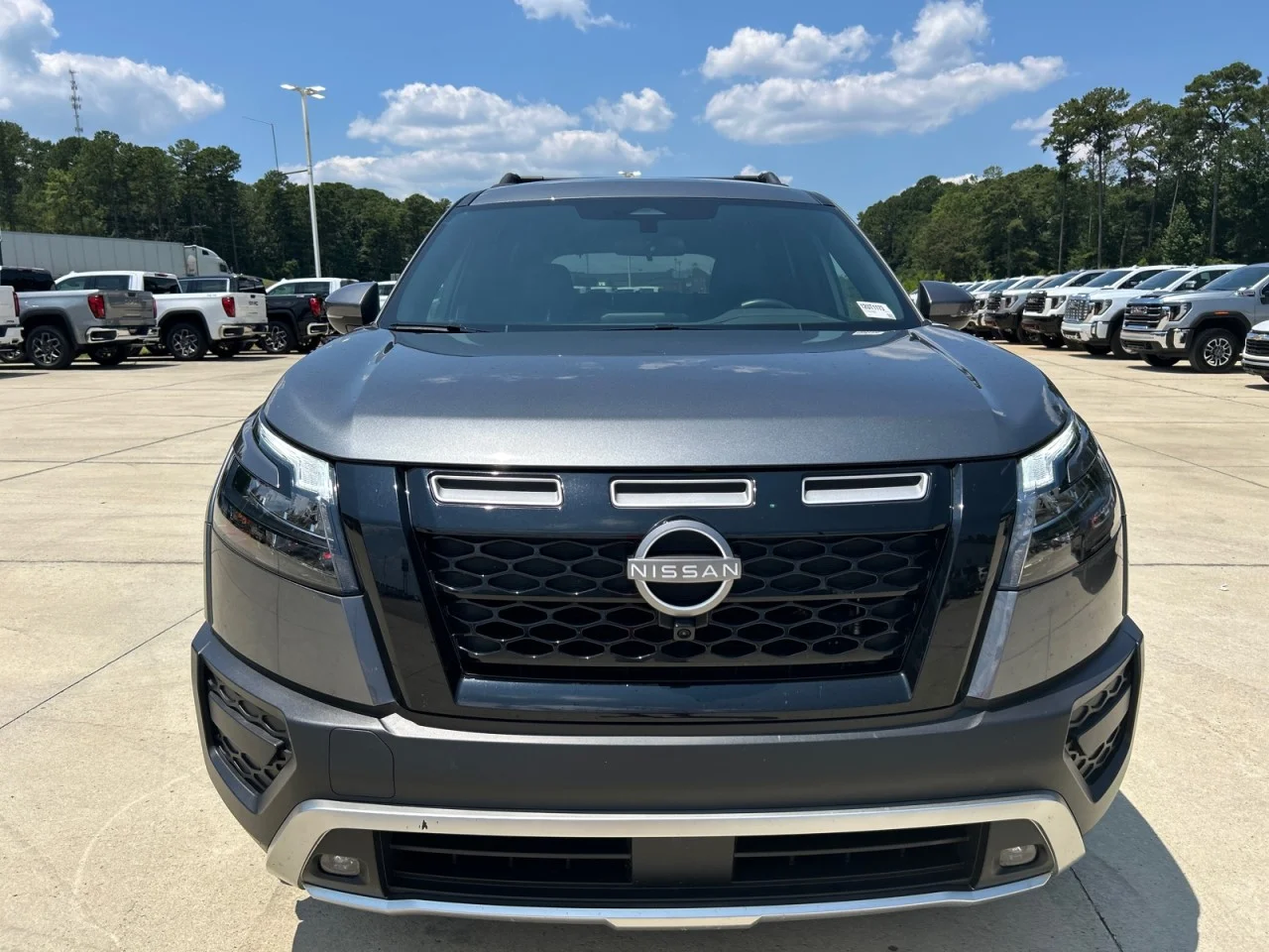 Used 2025 Gray Nissan Rock Creek image 5