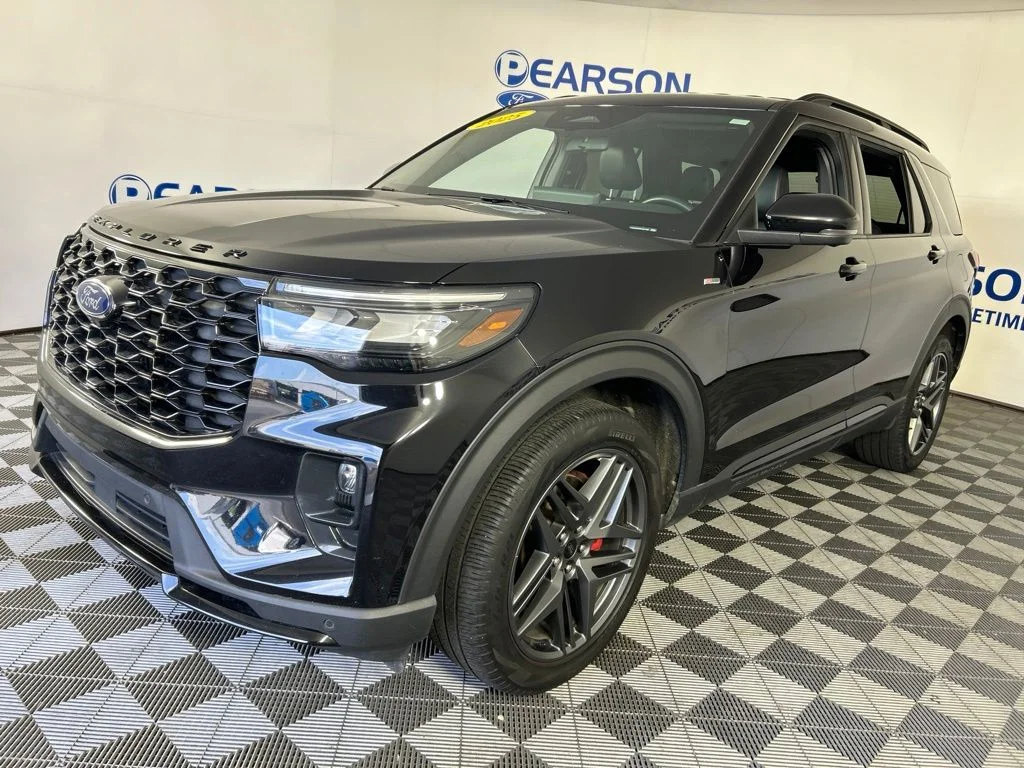 2025 Ford Explorer