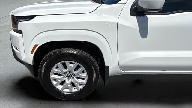 Used 2024 White Nissan SV image 33