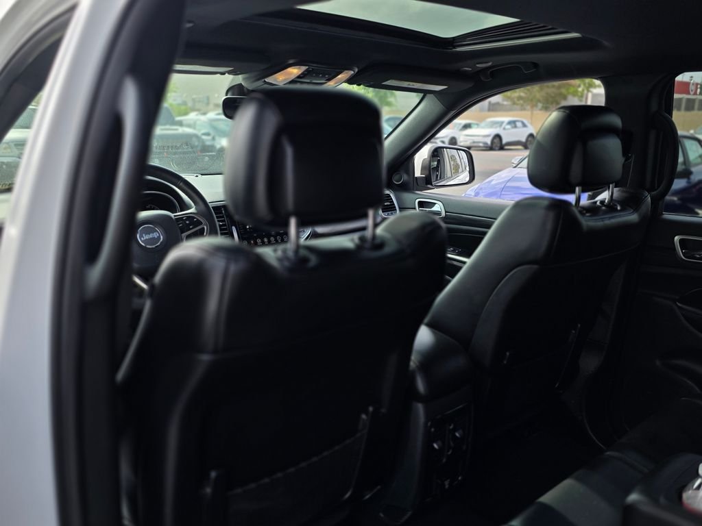 2019 Jeep Grand Cherokee Altitude - Photo 18