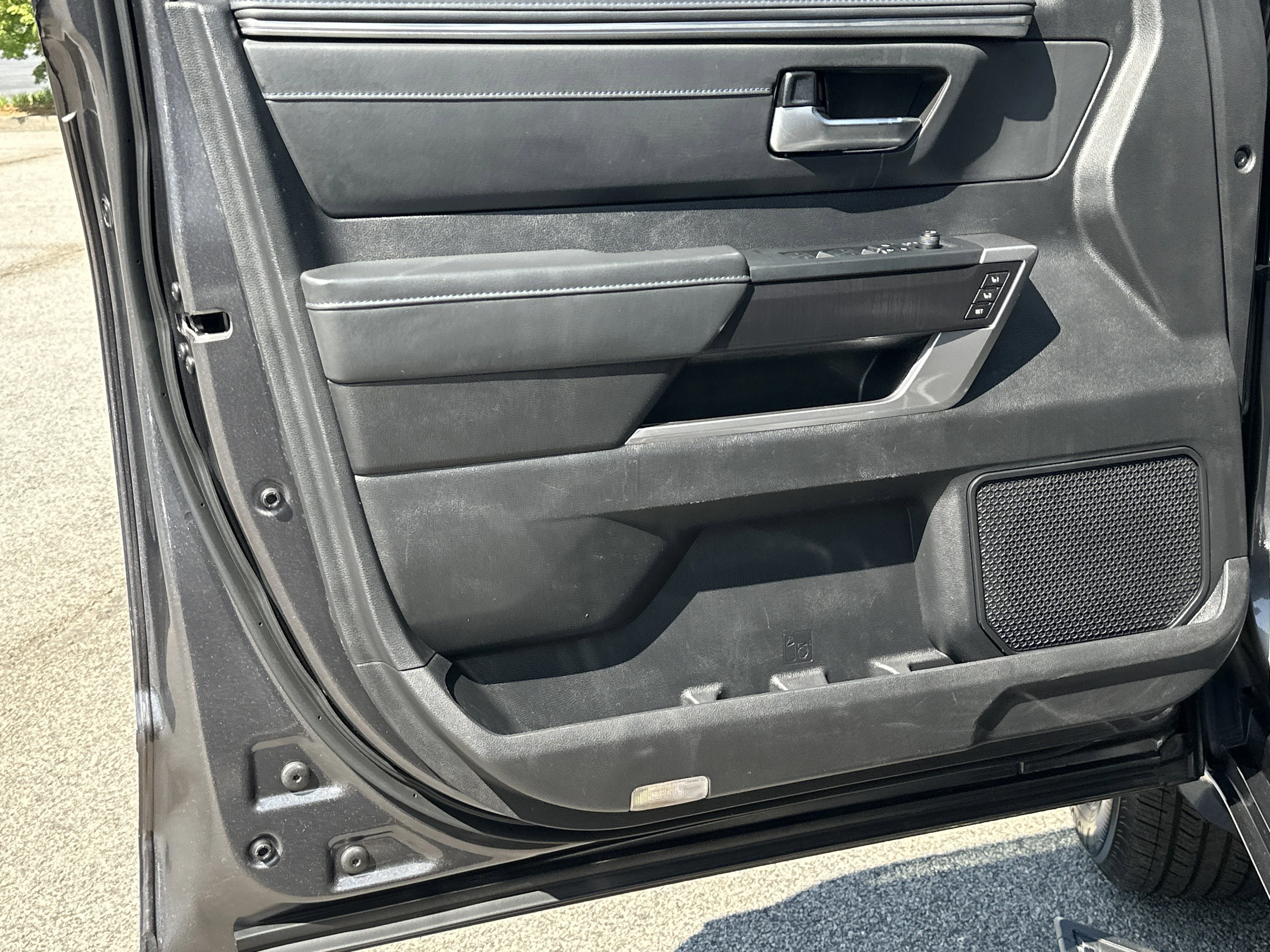 Used 2023 Magnetic Gray Metallic Toyota Platinum HV image 9