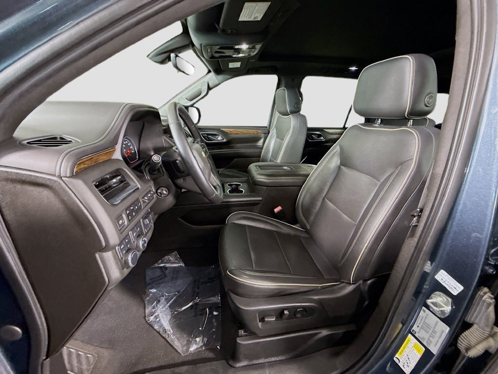 Used 2021 Shadow Gray Metallic Chevrolet Premier image 18