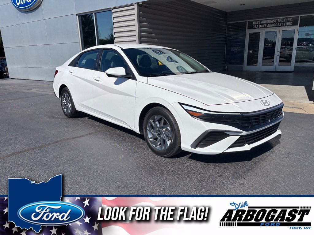 2024 Hyundai Elantra SEL