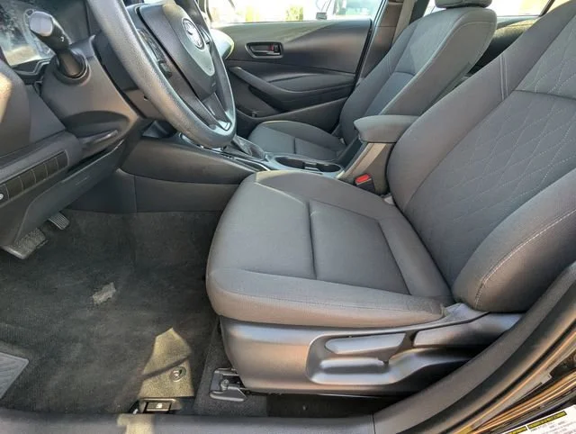 2024 Toyota Corolla LE - Photo 15