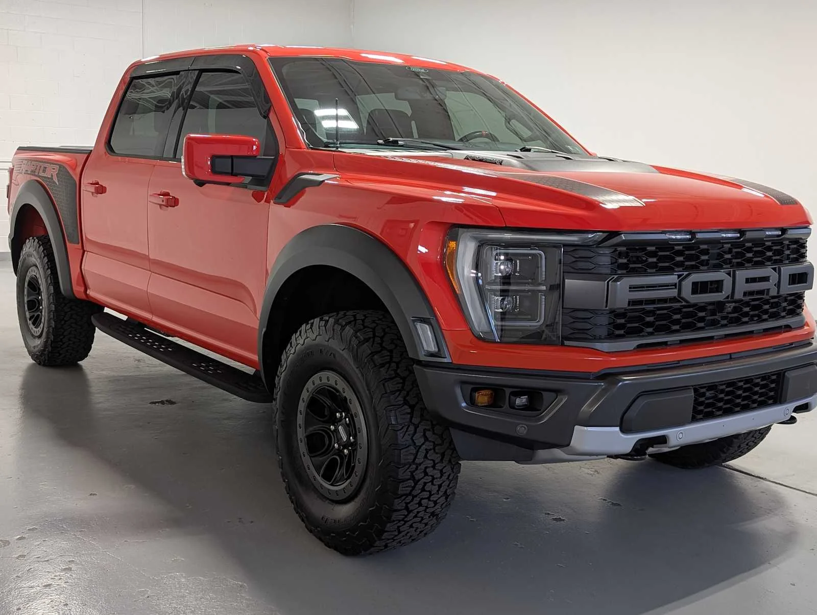 2021 Ford F-150 Raptor - Photo 6