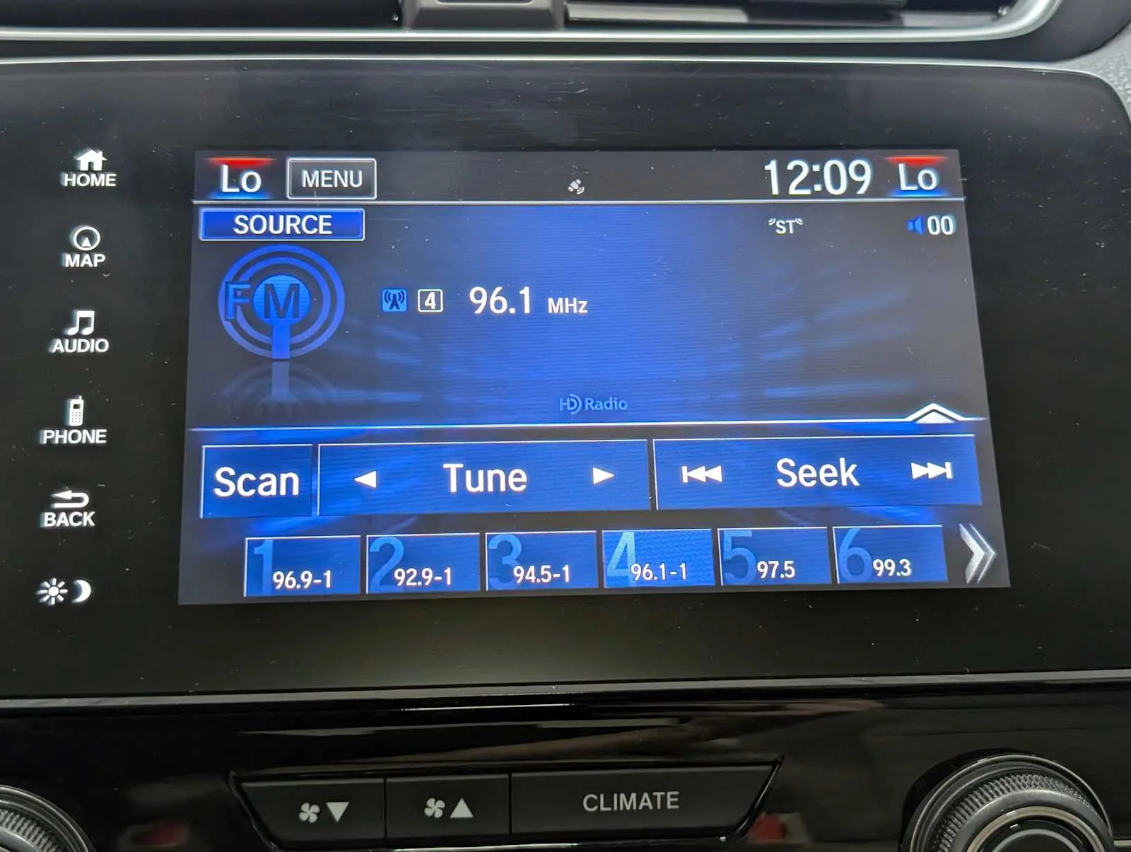 Used 2017 Sandstorm Metallic Honda EX-L image 24