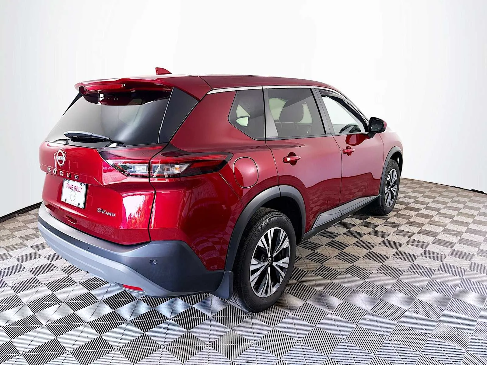 Used 2023 Scarlet Ember Tintcoat Nissan SV image 4