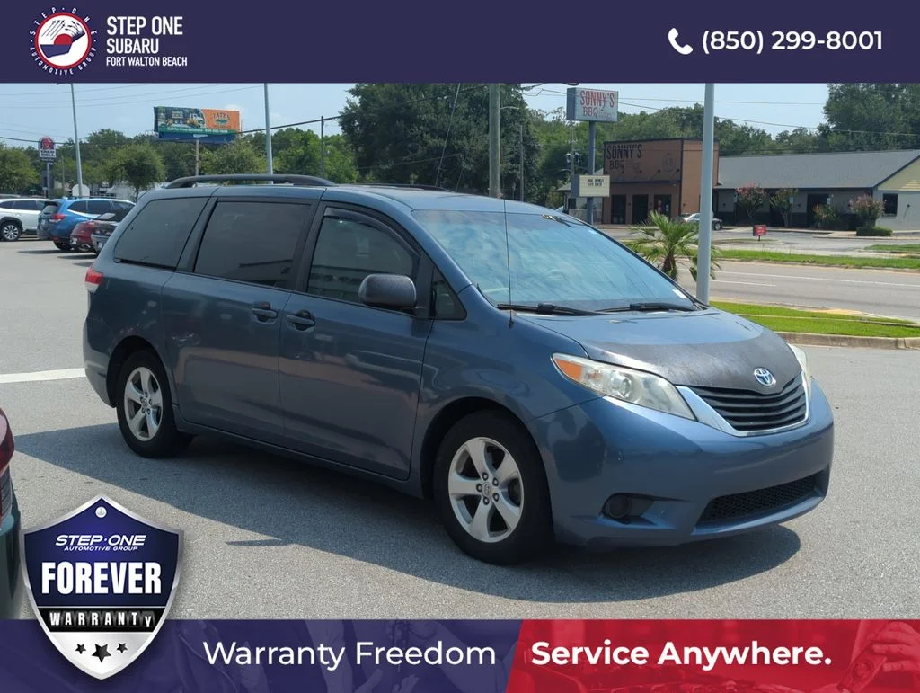 Used 2014 Blue Toyota LE image 9